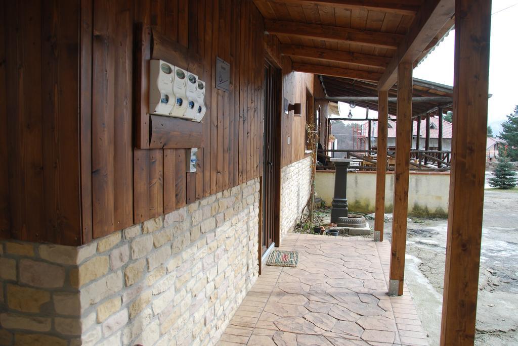 Guest House Caracas Lorica Exterior photo